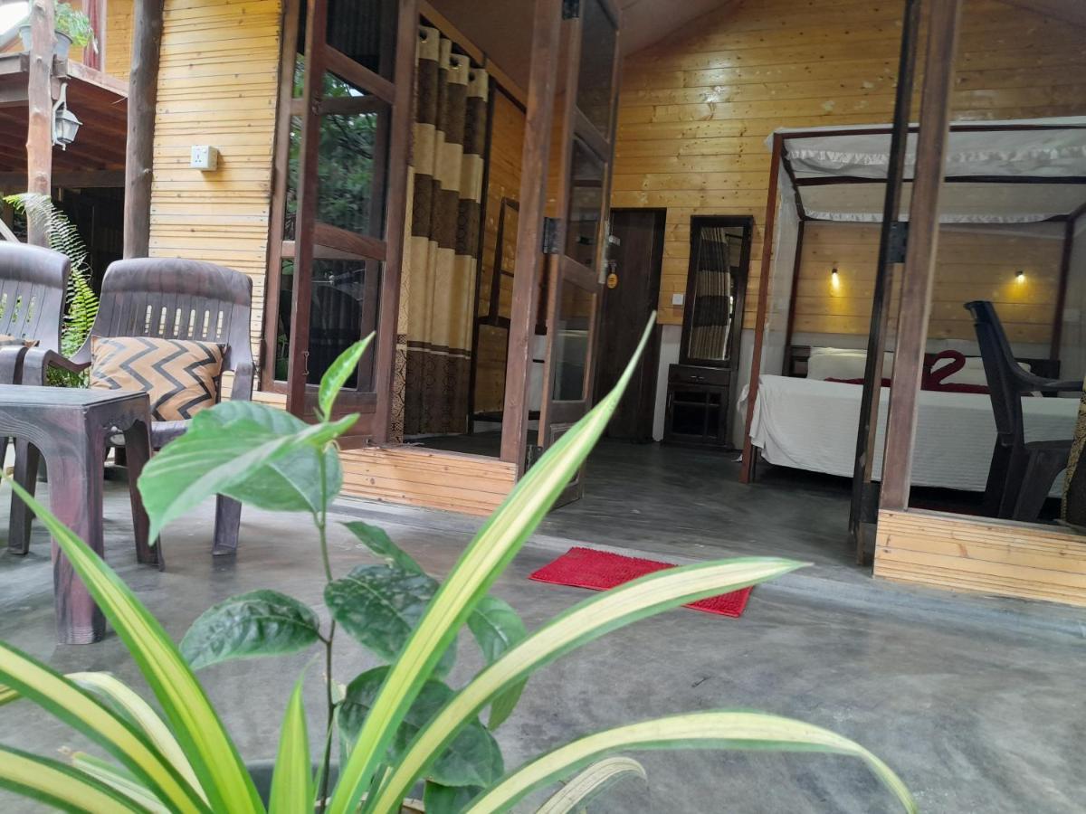 Golden Beach Chalets Baie d'Arugam Extérieur photo